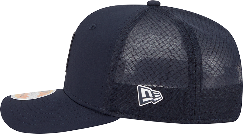 Men's Houston Texans New Era Navy 2025 Sideline 9SEVENTY Trucker Adjustable Hat