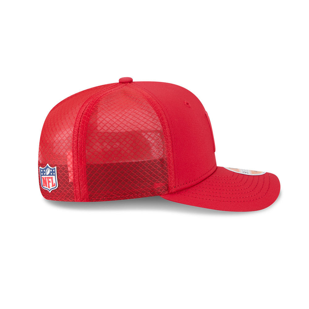 Men's San Francisco 49ers New Era Red 2025 NFL Sideline Heat 9SEVENTY Adjustable Hat