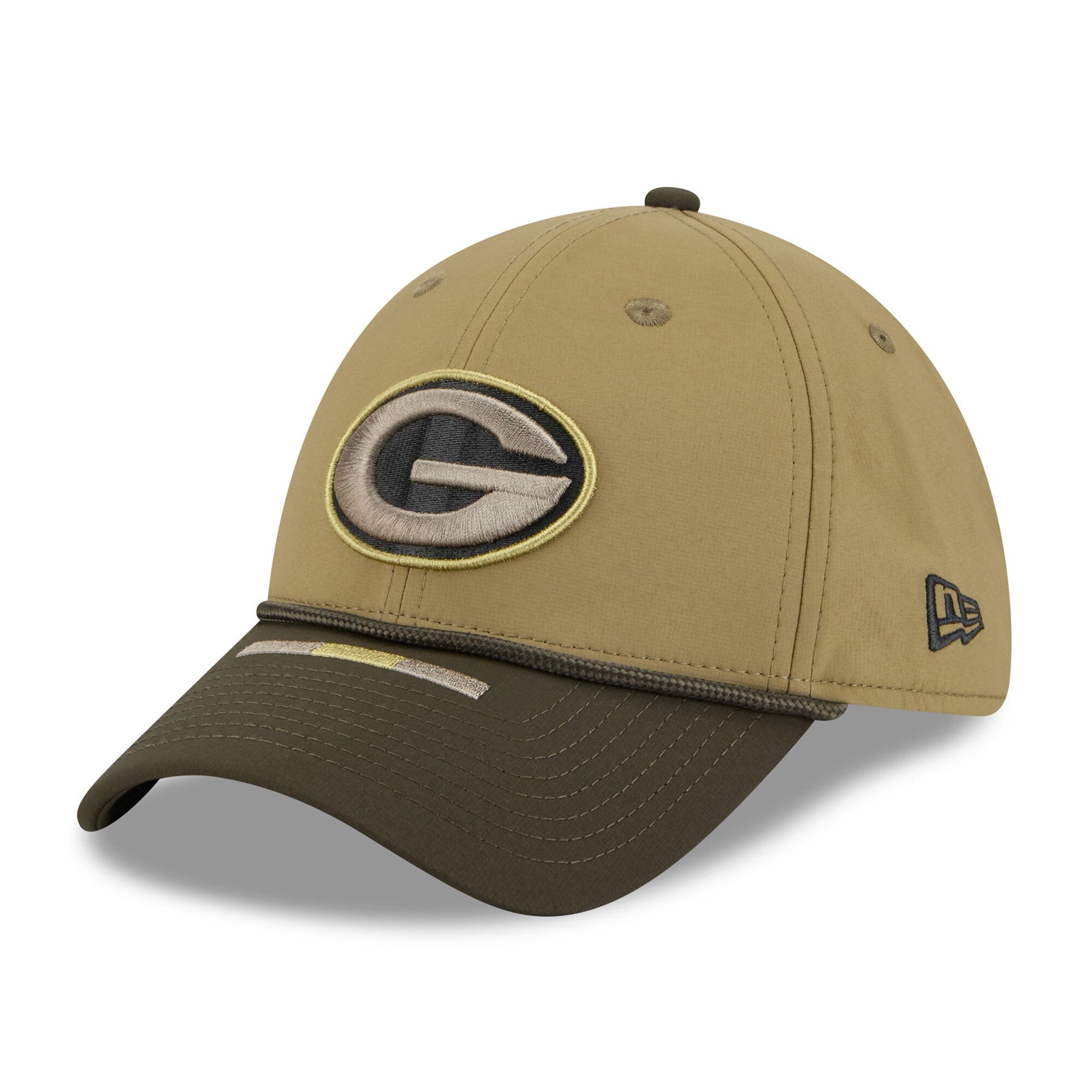 Men's Green Bay Packers New Era Green 2025 Salute to Service 39THIRTY Flex Hat